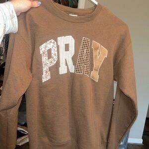 Brown PRAY Patchwork Letter Graphic Sweatshirt